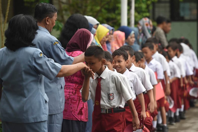 Mewujudkan Pendidikan Karakter Untuk Angkatan Muda Indonesia